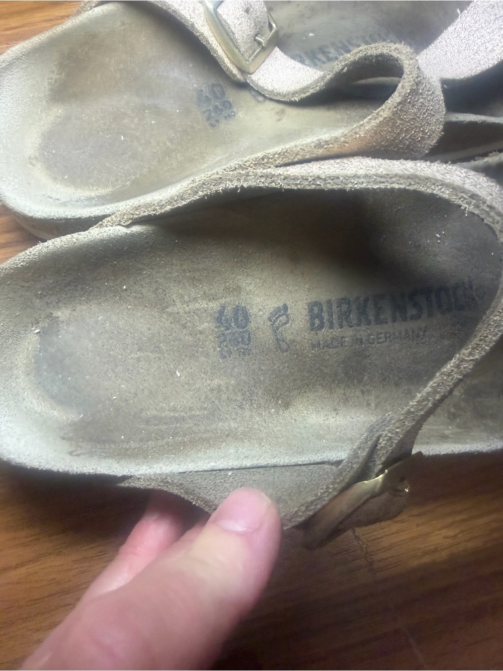 Birkenstock Gizeh champagne metallic leather sandals 40 9-9.5 - Picture 5 of 6